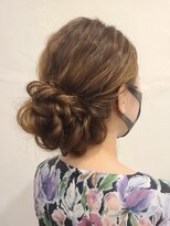 リディア 新宿東口店(Rydia)&nbsp;ウェーブベースのシニヨンアレンジ♪結婚式 二次会 お呼ばれヘア