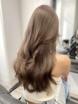 ルーパバイミュージアム(LOOPA by museum) ヌーディーベージュ×レイヤーカット/ケアブリーチ