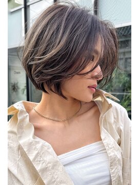 トルネード(TORNADO) 外国人風前下がりレイヤーボブカーテンバング　n2.16