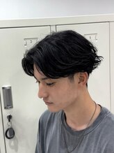 《フェザーパーマでしか出せない質感が◎》より柔らかい質感で、ナチュラルな印象に＊[メンズ]