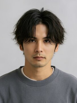 ハレ ヘアサロン(Hale hair salon) Hale刈り上げセンターパートフェザーパーマニュアンスパーマ原宿