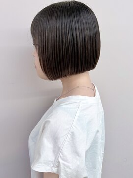 モリオ(morio) 切りっぱなしボブぱつっとボブタッセルボブミニボブ20代30代40代