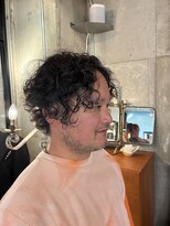 リリズカットクラブ(LILI'S CUT CLUB) センターパート