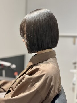 イオ 渋谷(io) まとまるボブ/ストレートボブ/大人ボブ/ミニボブ/顎ラインボブ