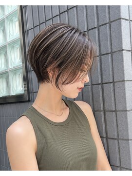 フェイス 石川町 (FACE) ショート×白髪ぼかしハイライト