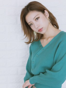 ノイン(noine) 秋はオトナ度が加速する季節。（ミディアム）