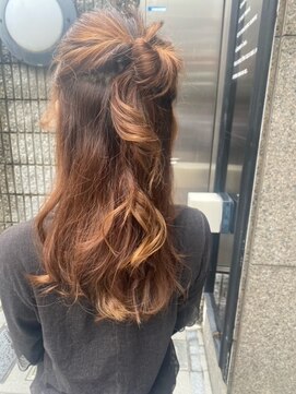 ディーヘアーデザイン(d.HAIR DESIGN) ハーフアップ×お団子アレンジ