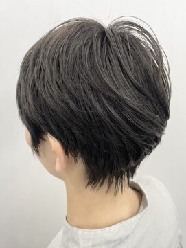 ビルド(build) 【韓国風】グレージュカラー×束感ショート/新越谷 南越谷