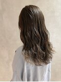 20代30代40代☆クールになりすぎないカーキアッシュ