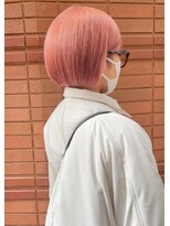 ロジッタ(ROJITHA)&nbsp;【ROJITHA原宿表参道】サーモンピンク×小顔ショート