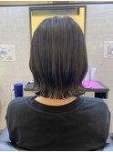 【黒髪でもオシャレに！】くびれミディアム