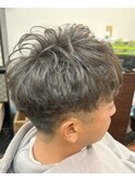メンズハイライトモノトーンカラーショートスタイル