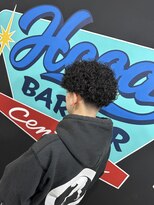 フッドバーバーセントラル(HOOD BARBER CENTRAL)&nbsp;パーマ　テーパーフェード