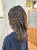 greige × highlight