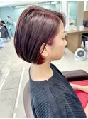 ピンクイヤリングカラーのパツっとボブ