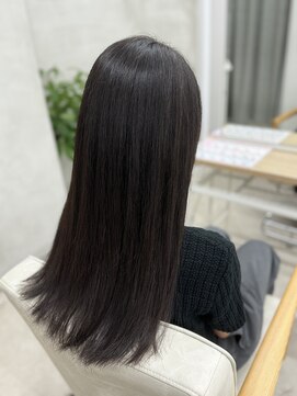 レヴィア(REVIA) レディース艶髪ローレイヤースタイル