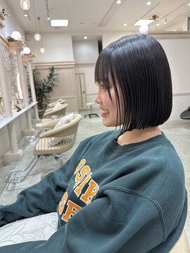 エル バイ ロンド 関(elle by Lond) [elle by lond]栗原　瑠世　黒髪カタログ