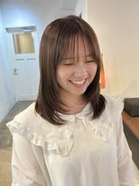 シー.(SHE.)&nbsp;【SHE.】レイヤーカット/ミディアム/透け感/オリーブ/ベージュ