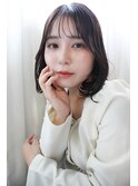 フェイスレイヤー前下がりボブ