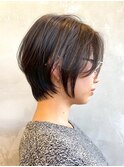 横浜西口顔周りレイヤーカットくびれヘア切りっぱなしボブ30代