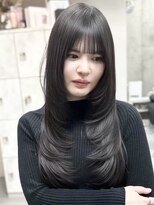 ジィルム(XELM)&nbsp;韓国レイヤーカット/ブリーチ/レイヤーカット/ハッシュカット