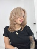 10代20代30代外国人風ブロンドレイヤーカット