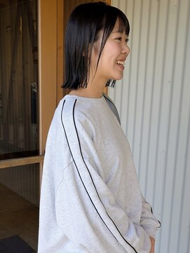 リッチオ(Riccio) ロブ　ミディボブ　艶カラー