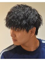 フリーク バーバーショップ 都島店(FREAK BARBER SHOP)&nbsp;黒髪王道マッシュ縦落ちツイストスパイラルパーマ