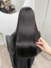全席半個室◆大人女性の髪質改善＆縮毛矯正サロン。TOKIOや髪質改善トリートメントで極上の艶髪へ