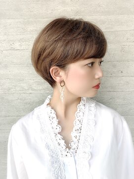 バーチョ(bacio) 【bacio】HIRO 耳掛けコンパクトショート