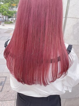 リリアン バイ リトル(Lilian by little) ビビッドカラー×ピンク