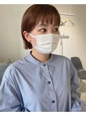ぱつっと耳かけボブ