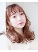 セミロングアレンジスタイル