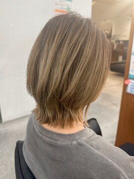 ラヴィ(LaVie produced by ApaKabar) ふんわりレイヤーカット