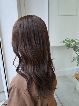 ラフランクリー(la frankly) 20代30代/イヤリングカラー/ミニボブ/ショートボブ