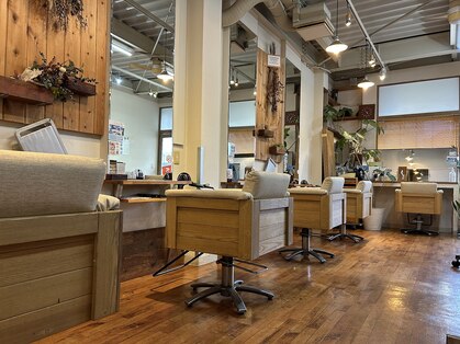 エイチ ヘアアンドスパ(h hair&SPA)の写真