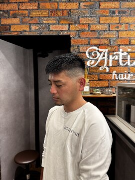 アルティザン(artisan) フェードカット