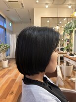 コナ(CONA)&nbsp;内巻きボブ