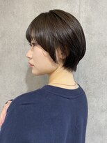 エアー 青山(AIR) 前髪あり耳掛け丸みくびれショートボブ20代30代40代50代
