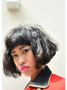 プラグ(Plug) パンチを効かせたオールウエーブスタイル