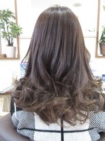 コアフィールフィス(COIFFURE fils) M3Dで艶グラデーション◎