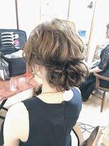 ロカット サロン(Roquat Salon)&nbsp;ふんわりシニヨンアレンジ【ヘアアレンジ　立川/立川南口/国立】