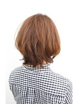 ヘアーサロン ツイン ミディアムウルフ/暖色系/オレンジメルトカラー/ひし形/小顔