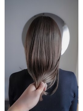 ニード(need) シースルーハイライト