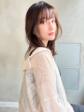 メーヴェ(Mowen) mowen×シースルーバング×顔周りレイヤー×スモーキーブラウン