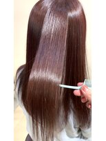 アズール 草加(azule)&nbsp;ツヤ髪　ピンクカラー　髪質改善