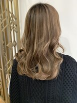 プラスシー(+C)&nbsp;白髪染めから白髪ぼかしハイライトで脱白髪染め/薬院脱白髪染め