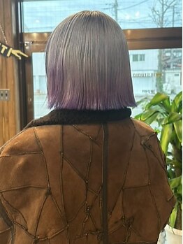 【ブリーチを使ったカラーが得意◎】トレンドのインナカラーやハイライトもお任せください！