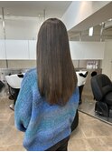 グレージュカラー10代20代ロングヘアケアブリーチ艶髪