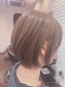 レコジョ(Recojo) (ナチュラルホルムボブ)Hide